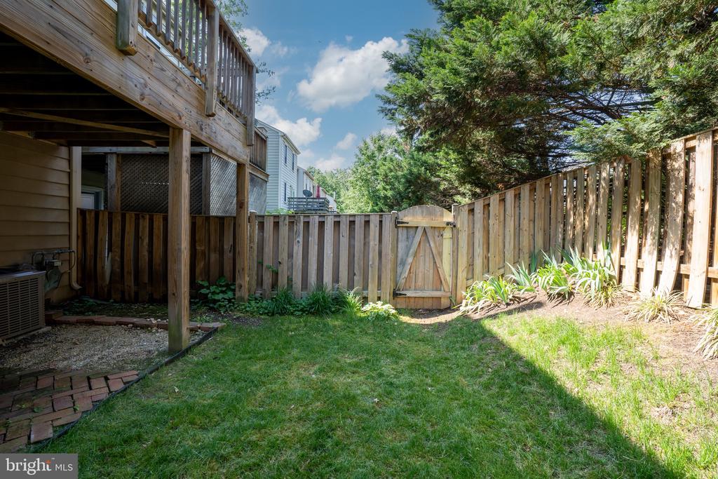 10718 BRICE CT, FREDERICKSBURG, Virginia 22407, 3 Bedrooms Bedrooms, ,3 BathroomsBathrooms,Residential,BALLANTRAYE,10718 BRICE CT,VASP2032796 MLS # VASP2032796