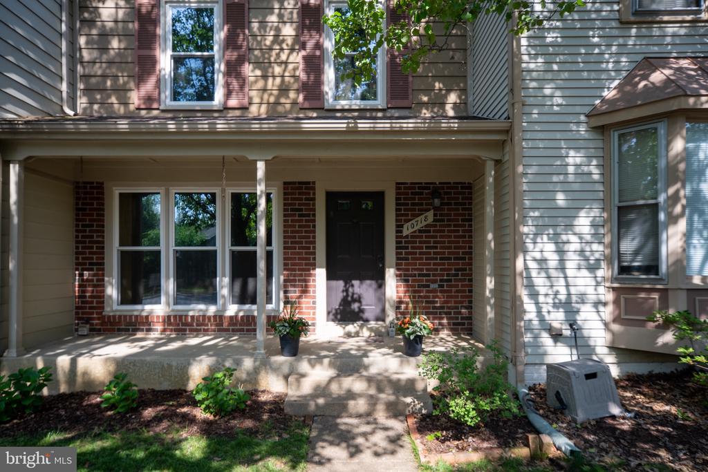 10718 BRICE CT, FREDERICKSBURG, Virginia 22407, 3 Bedrooms Bedrooms, ,3 BathroomsBathrooms,Residential,BALLANTRAYE,10718 BRICE CT,VASP2032796 MLS # VASP2032796