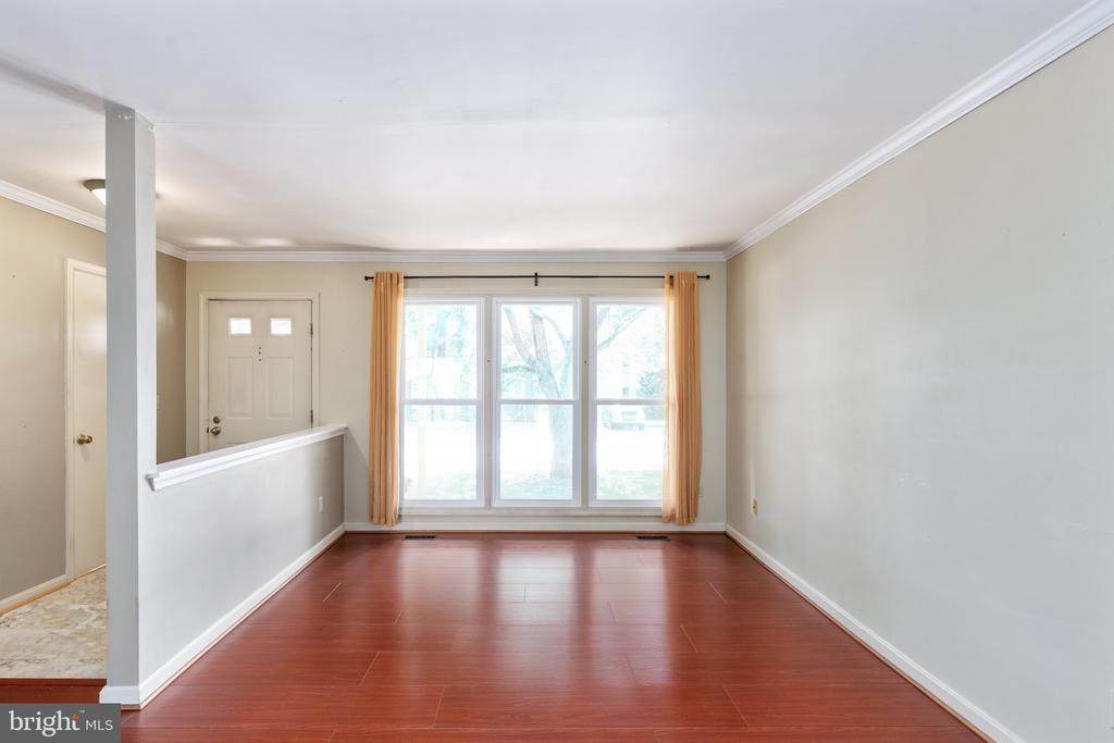 10718 BRICE CT, FREDERICKSBURG, Virginia 22407, 3 Bedrooms Bedrooms, ,3 BathroomsBathrooms,Residential,BALLANTRAYE,10718 BRICE CT,VASP2032796 MLS # VASP2032796
