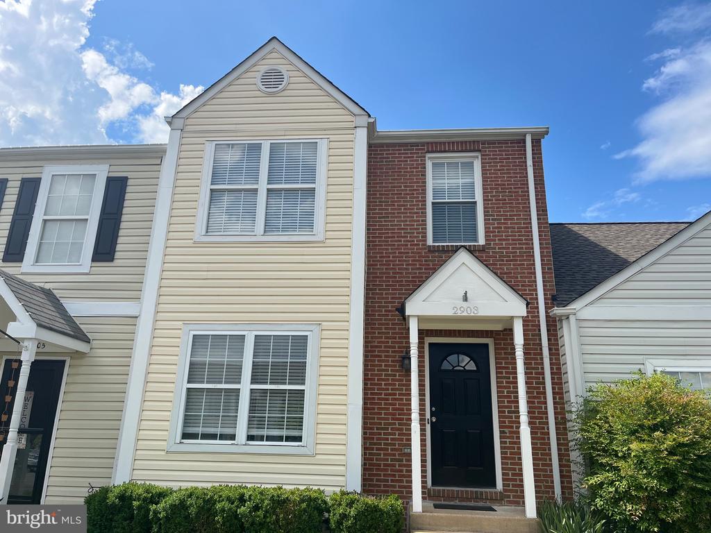 2903 BROYHILL CT, FREDERICKSBURG, Virginia 22408, 2 Bedrooms Bedrooms, ,3 BathroomsBathrooms,Residential,2903 BROYHILL CT,VASP2033180 MLS # VASP2033180