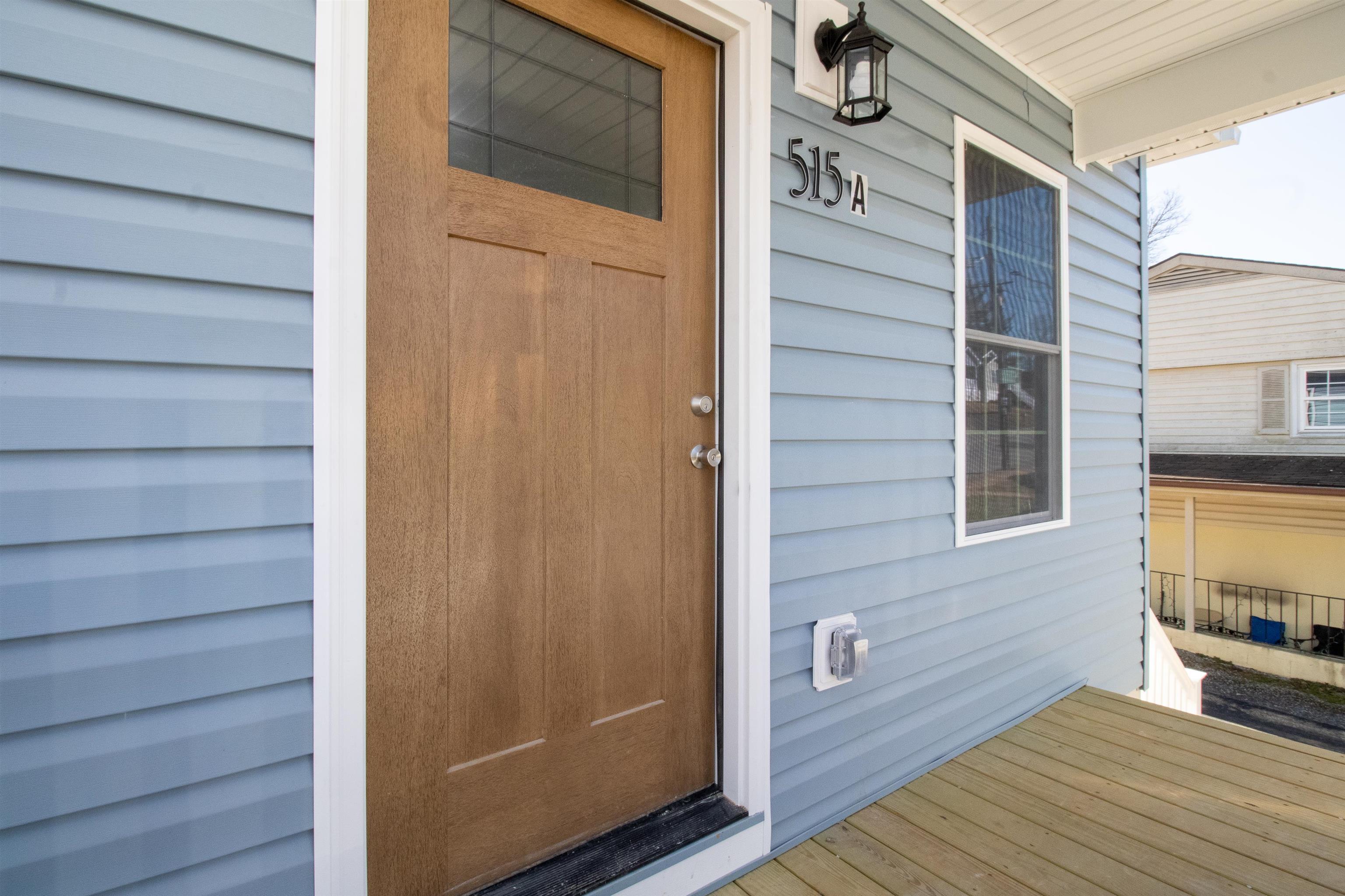 515 #A GRUBERT AVE, STAUNTON, Virginia 24401, 3 Bedrooms Bedrooms, ,2 BathroomsBathrooms,Residential,515 #A GRUBERT AVE,660965 MLS # 660965