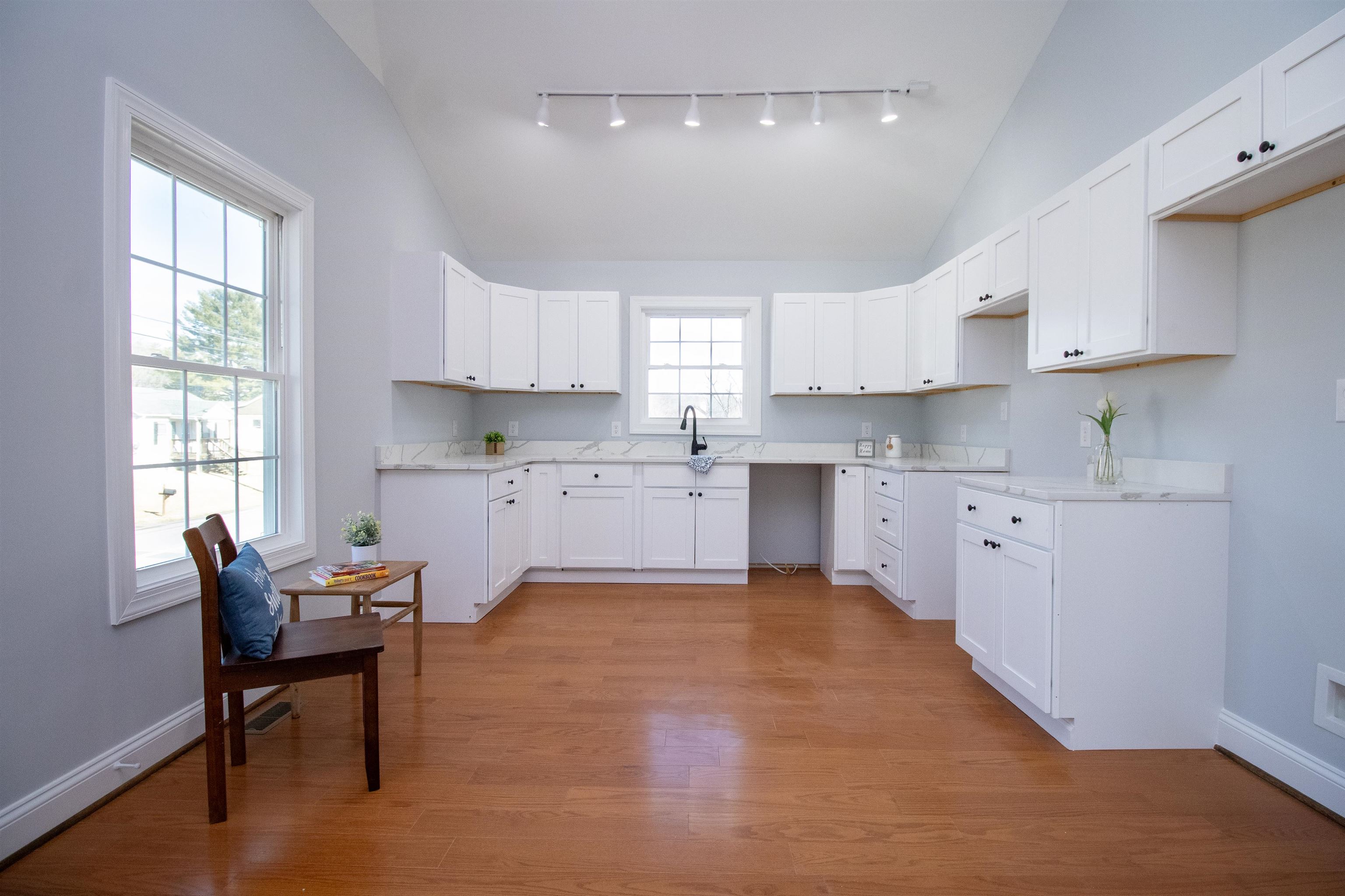 515 #A GRUBERT AVE, STAUNTON, Virginia 24401, 3 Bedrooms Bedrooms, ,2 BathroomsBathrooms,Residential,515 #A GRUBERT AVE,660965 MLS # 660965