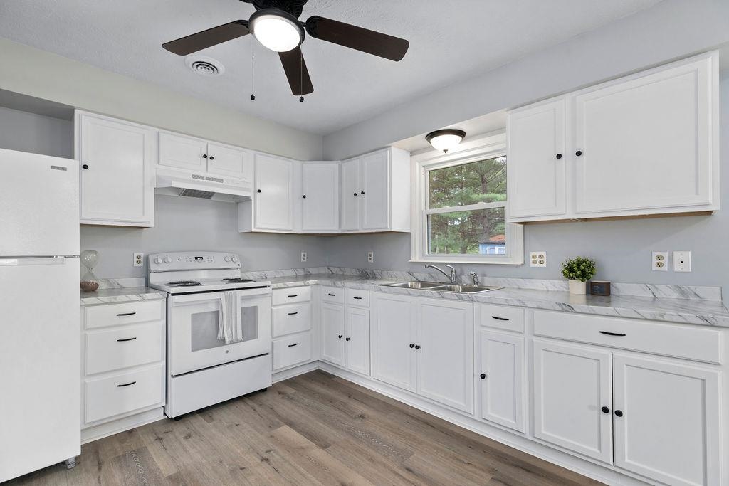 753 WEYERS CAVE RD, WEYERS CAVE, Virginia 24486, 3 Bedrooms Bedrooms, ,2 BathroomsBathrooms,Residential,753 WEYERS CAVE RD,663522 MLS # 663522