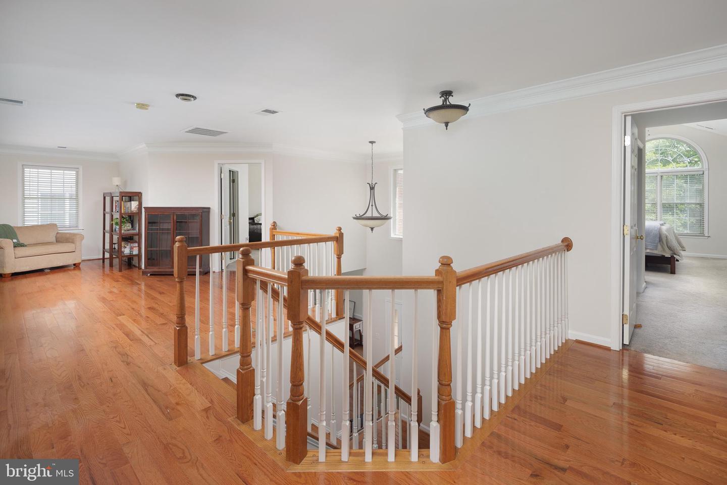 5510 HILLSMAN FARM LN, HAYMARKET, Virginia 20169, 4 Bedrooms Bedrooms, ,4 BathroomsBathrooms,Residential,For sale,5510 HILLSMAN FARM LN,VAPW2094056 MLS # VAPW2094056