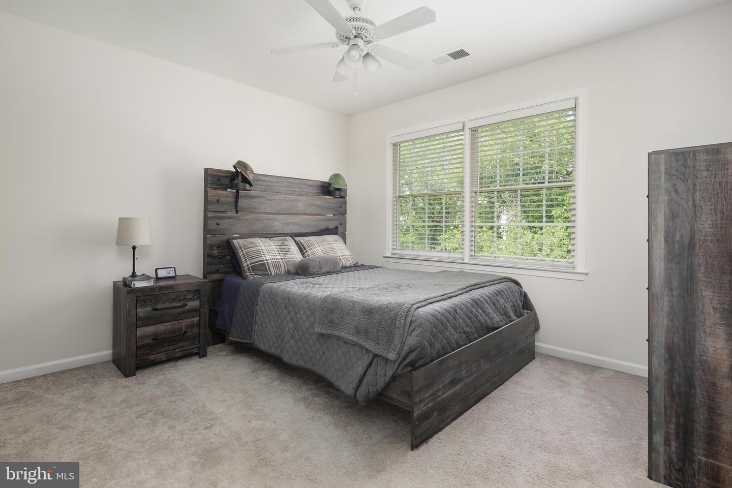 5510 HILLSMAN FARM LN, HAYMARKET, Virginia 20169, 4 Bedrooms Bedrooms, ,4 BathroomsBathrooms,Residential,For sale,5510 HILLSMAN FARM LN,VAPW2094056 MLS # VAPW2094056