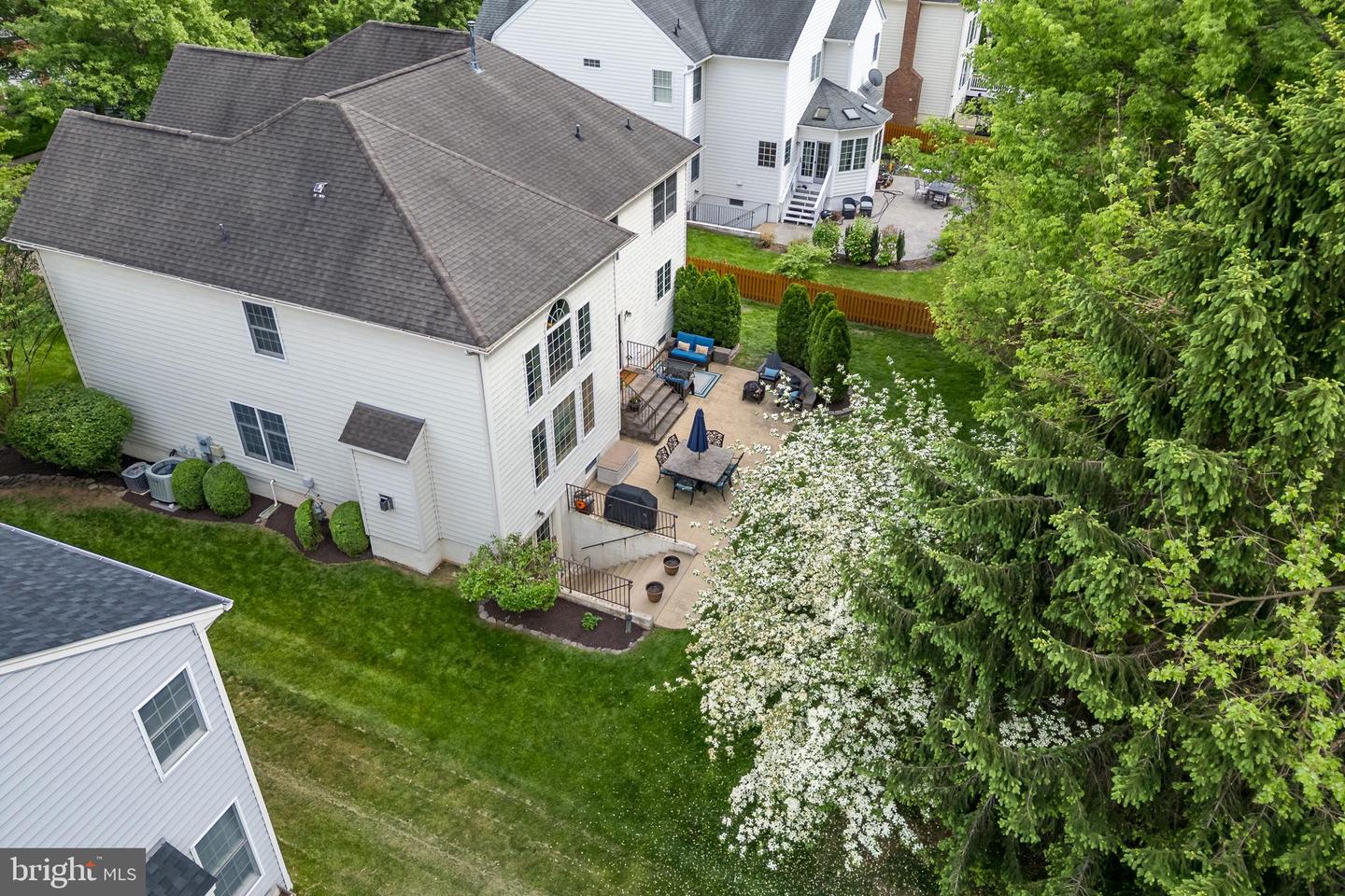 5510 HILLSMAN FARM LN, HAYMARKET, Virginia 20169, 4 Bedrooms Bedrooms, ,4 BathroomsBathrooms,Residential,For sale,5510 HILLSMAN FARM LN,VAPW2094056 MLS # VAPW2094056