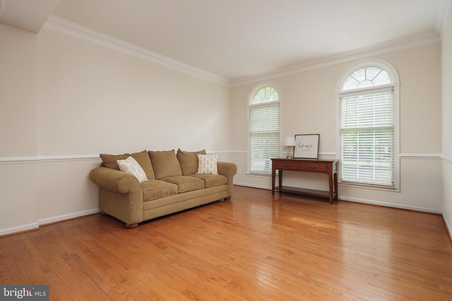 5510 HILLSMAN FARM LN, HAYMARKET, Virginia 20169, 4 Bedrooms Bedrooms, ,4 BathroomsBathrooms,Residential,For sale,5510 HILLSMAN FARM LN,VAPW2094056 MLS # VAPW2094056