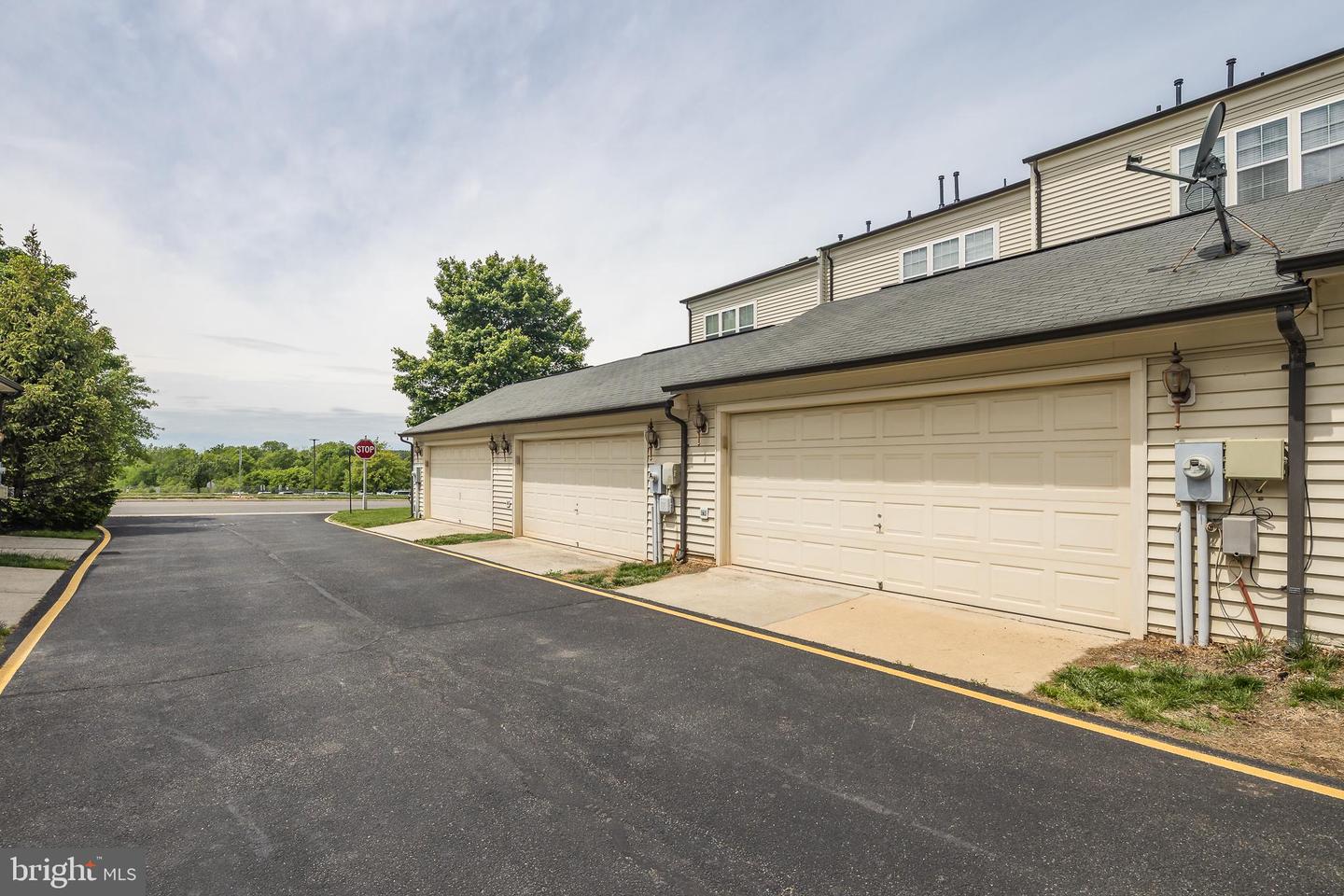 9204 ALVYN LAKE CIR, BRISTOW, Virginia 20136, 3 Bedrooms Bedrooms, ,2 BathroomsBathrooms,Residential,For sale,9204 ALVYN LAKE CIR,VAPW2094062 MLS # VAPW2094062