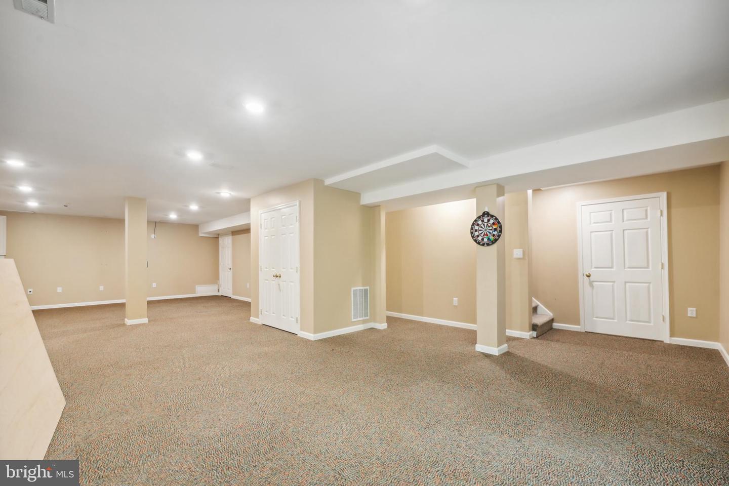 199 STONEWALL DR, FREDERICKSBURG, Virginia 22401, 5 Bedrooms Bedrooms, ,3 BathroomsBathrooms,Residential,For sale,199 STONEWALL DR,VAFB2008142 MLS # VAFB2008142
