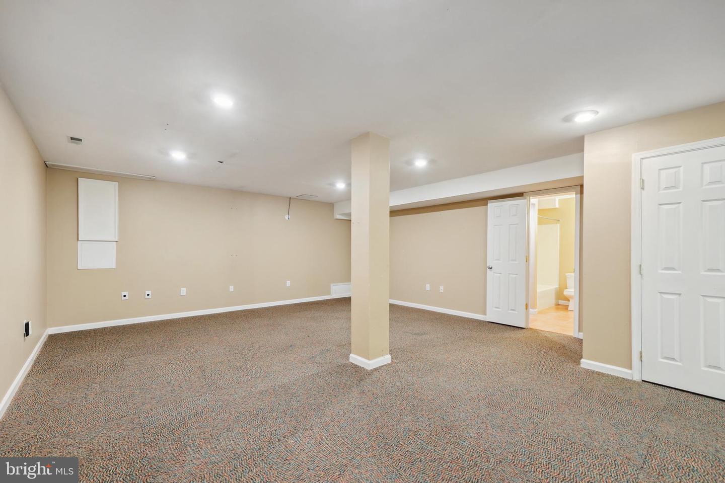 199 STONEWALL DR, FREDERICKSBURG, Virginia 22401, 5 Bedrooms Bedrooms, ,3 BathroomsBathrooms,Residential,For sale,199 STONEWALL DR,VAFB2008142 MLS # VAFB2008142