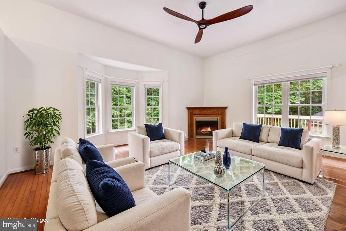 199 STONEWALL DR, FREDERICKSBURG, Virginia 22401, 5 Bedrooms Bedrooms, ,3 BathroomsBathrooms,Residential,For sale,199 STONEWALL DR,VAFB2008142 MLS # VAFB2008142