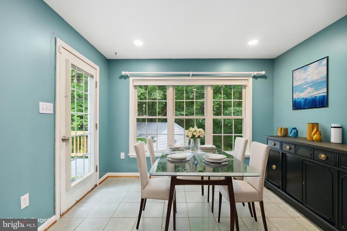 199 STONEWALL DR, FREDERICKSBURG, Virginia 22401, 5 Bedrooms Bedrooms, ,3 BathroomsBathrooms,Residential,For sale,199 STONEWALL DR,VAFB2008142 MLS # VAFB2008142