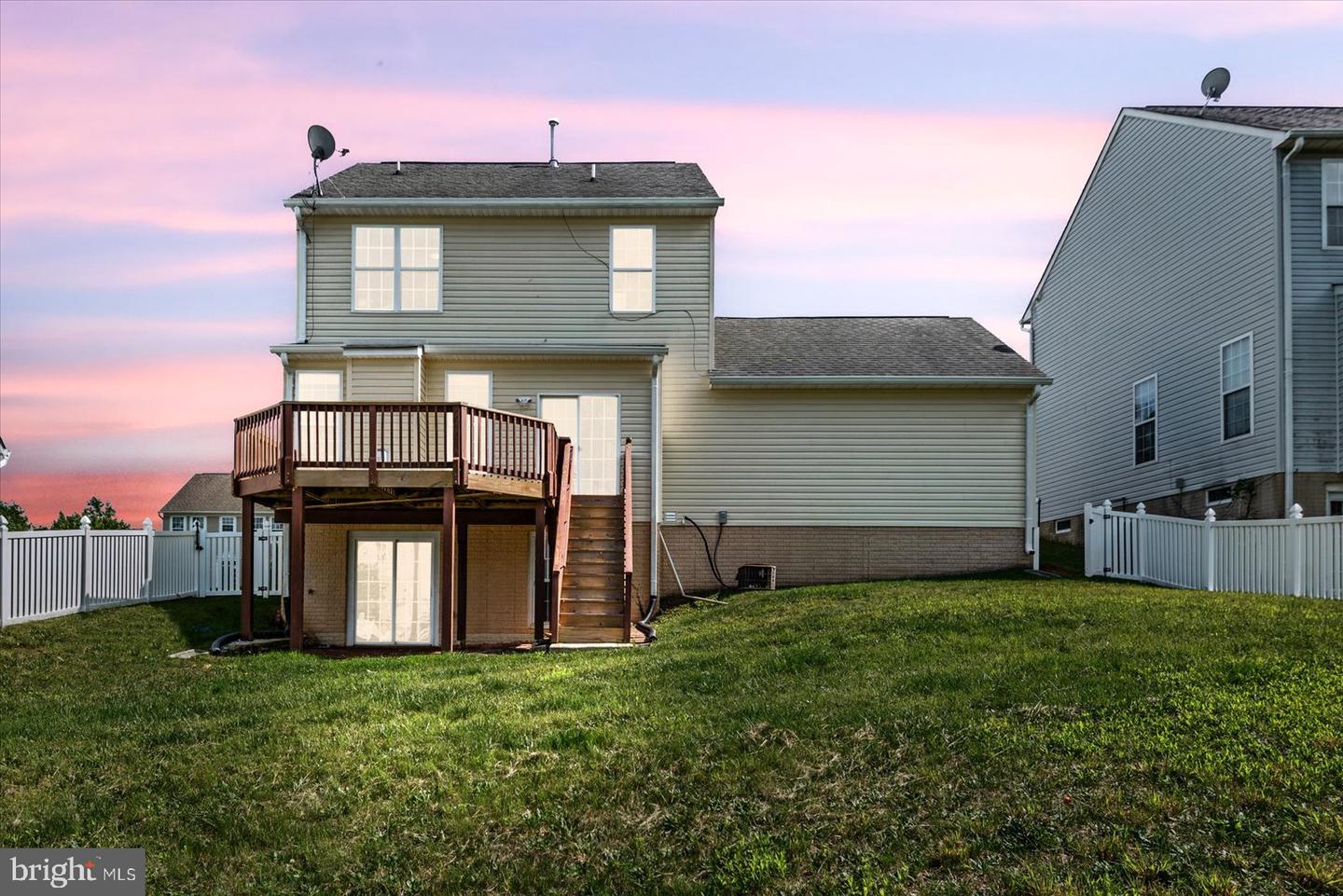 6903 QUITMAN DR, FREDERICKSBURG, Virginia 22407, 3 Bedrooms Bedrooms, ,3 BathroomsBathrooms,Residential,For sale,6903 QUITMAN DR,VASP2032906 MLS # VASP2032906