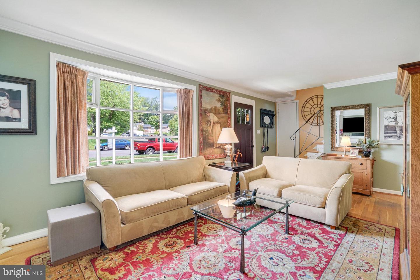 8107 SPRINGFIELD VILLAGE DR, SPRINGFIELD, Virginia 22152, 5 Bedrooms Bedrooms, ,2 BathroomsBathrooms,Residential,For sale,8107 SPRINGFIELD VILLAGE DR,VAFX2238964 MLS # VAFX2238964