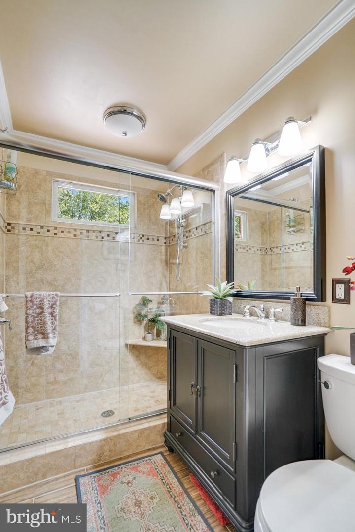 8107 SPRINGFIELD VILLAGE DR, SPRINGFIELD, Virginia 22152, 5 Bedrooms Bedrooms, ,2 BathroomsBathrooms,Residential,For sale,8107 SPRINGFIELD VILLAGE DR,VAFX2238964 MLS # VAFX2238964