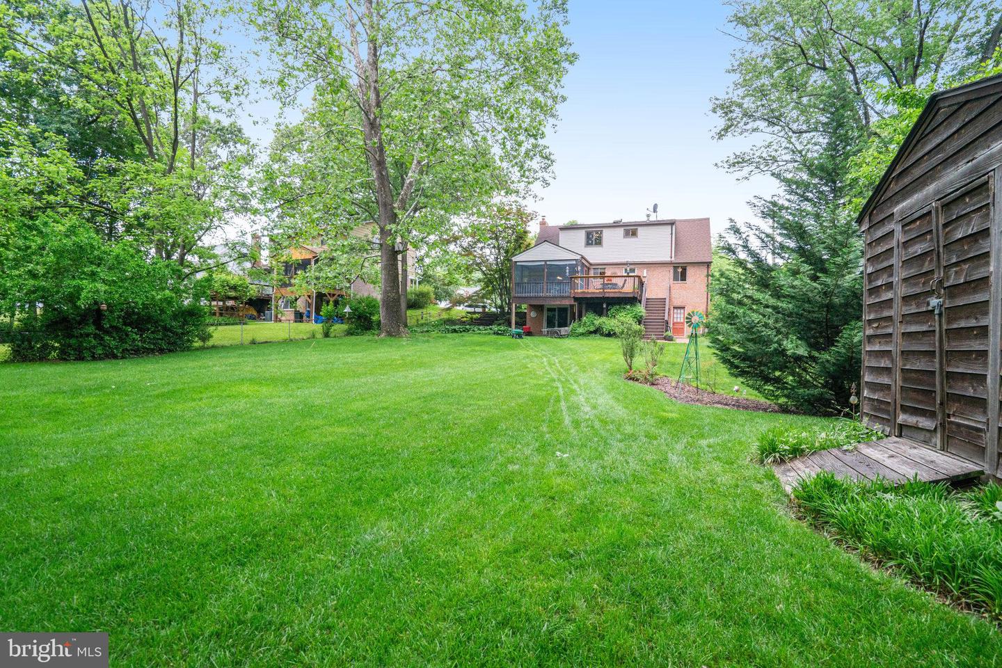 8107 SPRINGFIELD VILLAGE DR, SPRINGFIELD, Virginia 22152, 5 Bedrooms Bedrooms, ,2 BathroomsBathrooms,Residential,For sale,8107 SPRINGFIELD VILLAGE DR,VAFX2238964 MLS # VAFX2238964