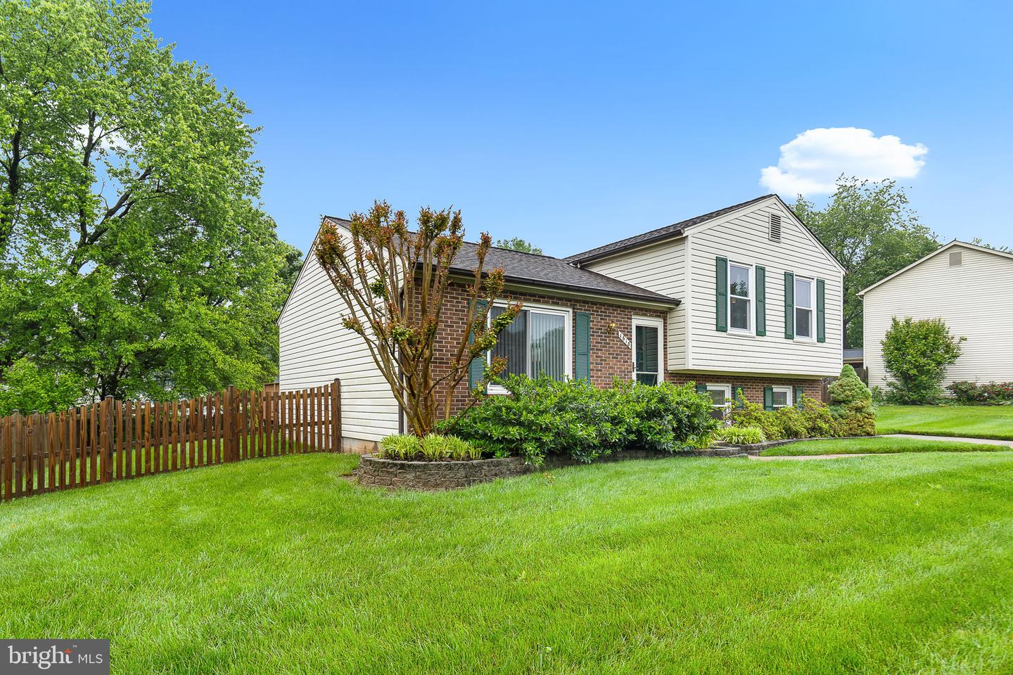 1618 SADLERS WELLS DR, HERNDON, Virginia 20170, 3 Bedrooms Bedrooms, ,1 BathroomBathrooms,Residential,For sale,1618 SADLERS WELLS DR,VAFX2239188 MLS # VAFX2239188