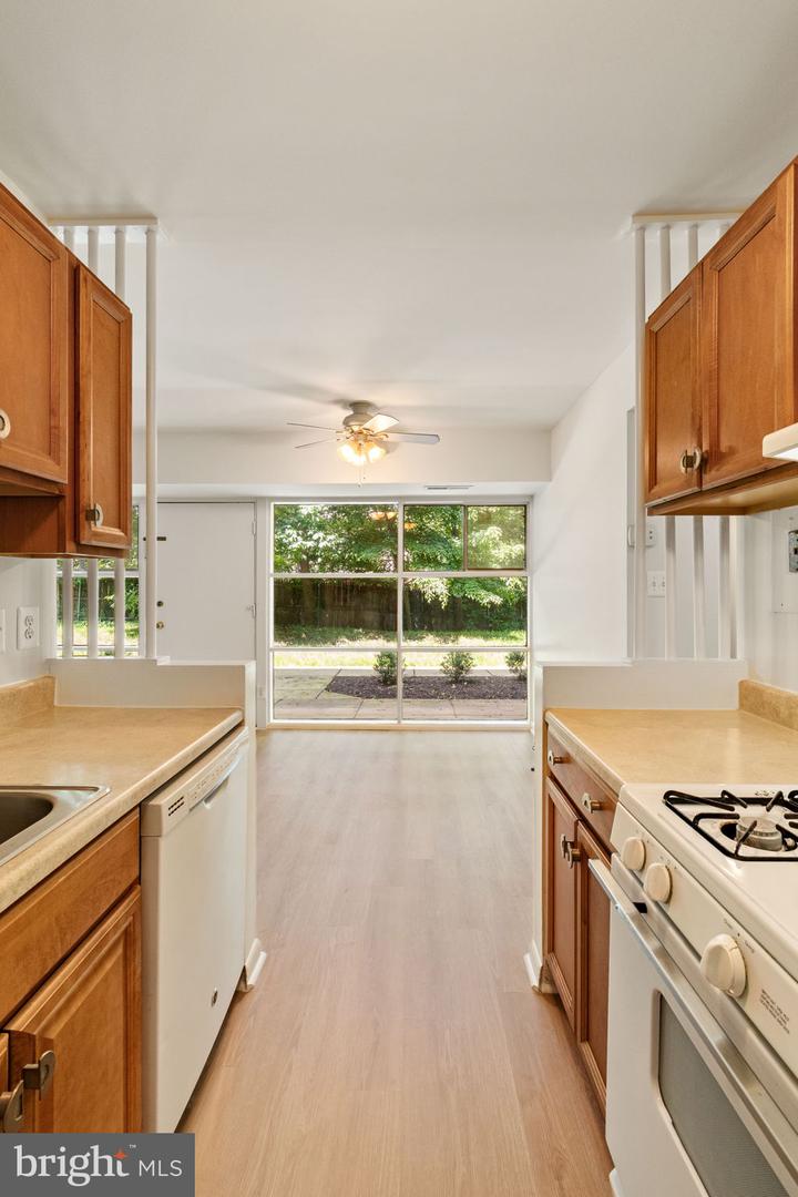 4931 AMERICANA DR #4931B, ANNANDALE, Virginia 22003, 1 Bedroom Bedrooms, ,1 BathroomBathrooms,Residential,For sale,4931 AMERICANA DR #4931B,VAFX2239272 MLS # VAFX2239272