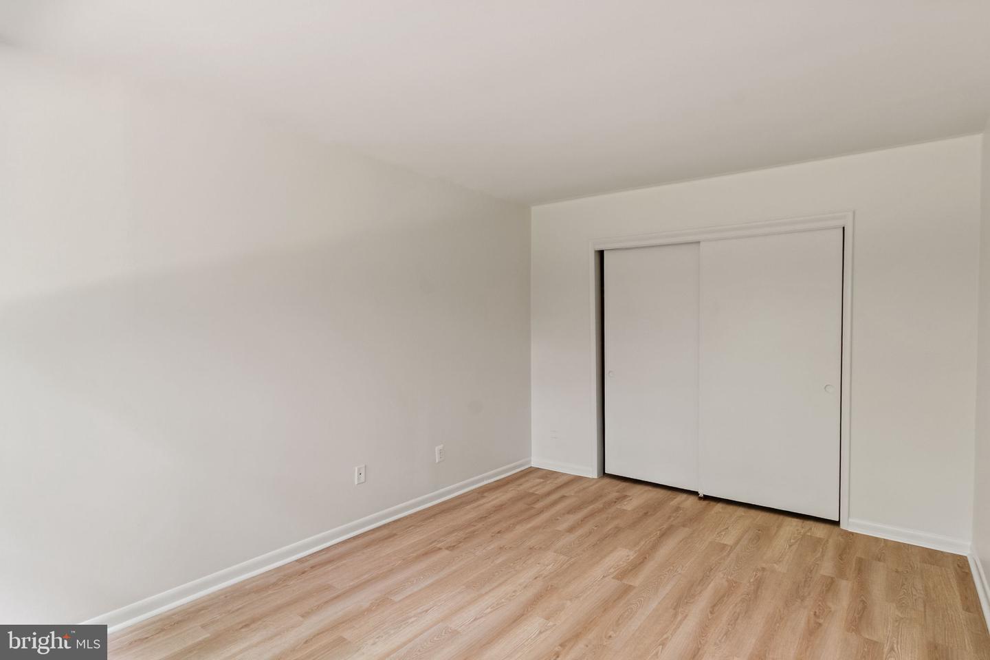 4931 AMERICANA DR #4931B, ANNANDALE, Virginia 22003, 1 Bedroom Bedrooms, ,1 BathroomBathrooms,Residential,For sale,4931 AMERICANA DR #4931B,VAFX2239272 MLS # VAFX2239272