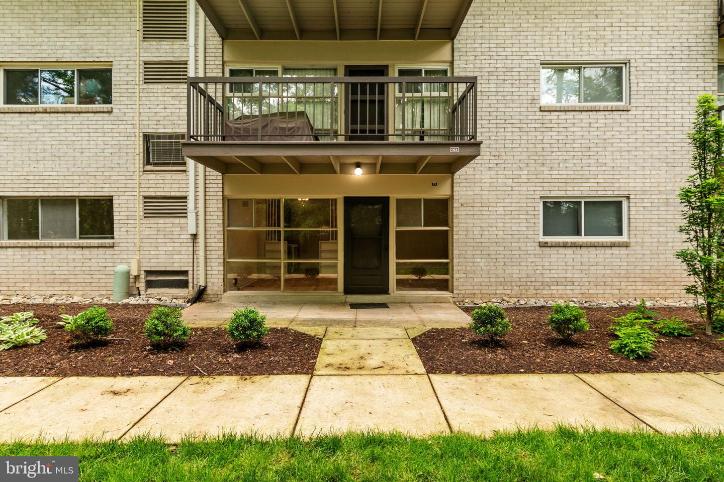 4931 AMERICANA DR #4931B, ANNANDALE, Virginia 22003, 1 Bedroom Bedrooms, ,1 BathroomBathrooms,Residential,For sale,4931 AMERICANA DR #4931B,VAFX2239272 MLS # VAFX2239272