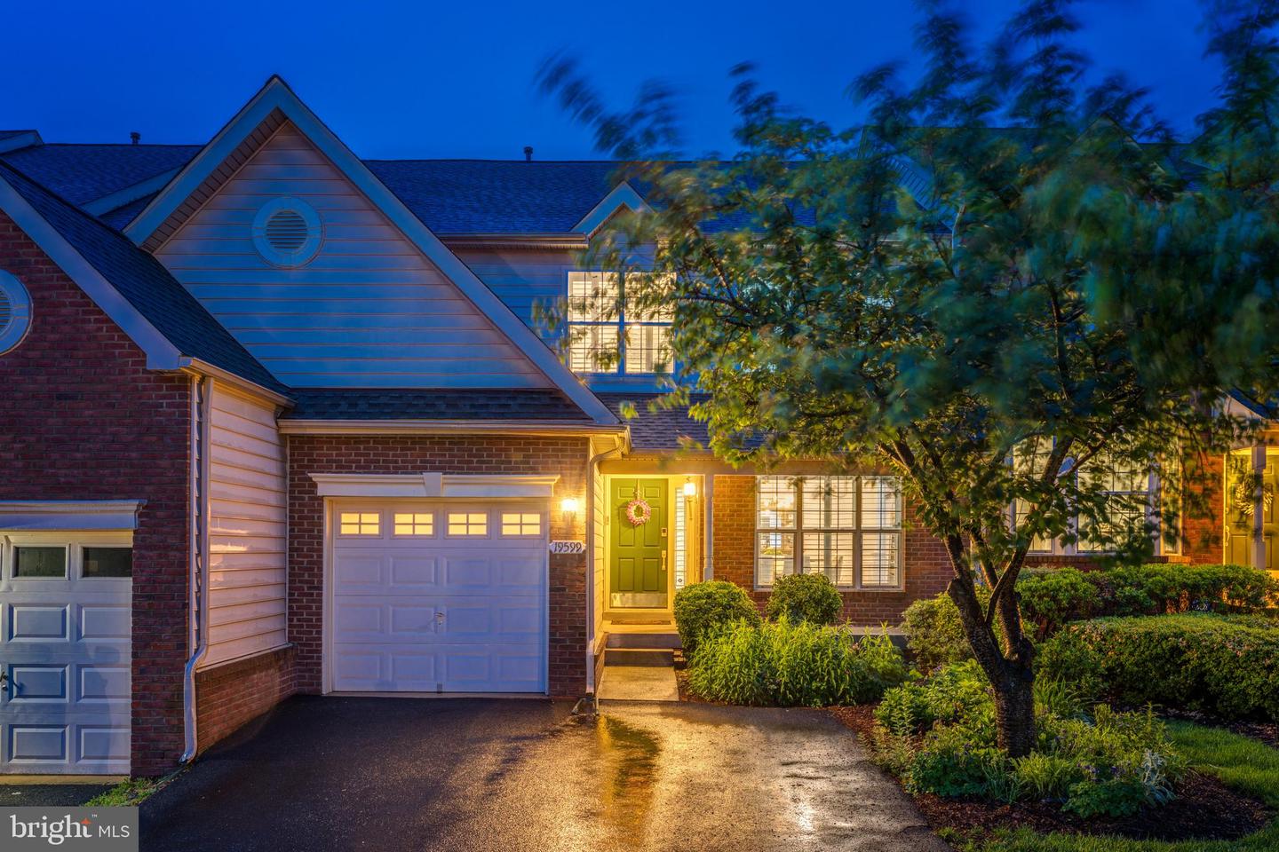 19599 ASPENDALE SQ, ASHBURN, Virginia 20147, 3 Bedrooms Bedrooms, ,2 BathroomsBathrooms,Residential,For sale,19599 ASPENDALE SQ,VALO2095688 MLS # VALO2095688