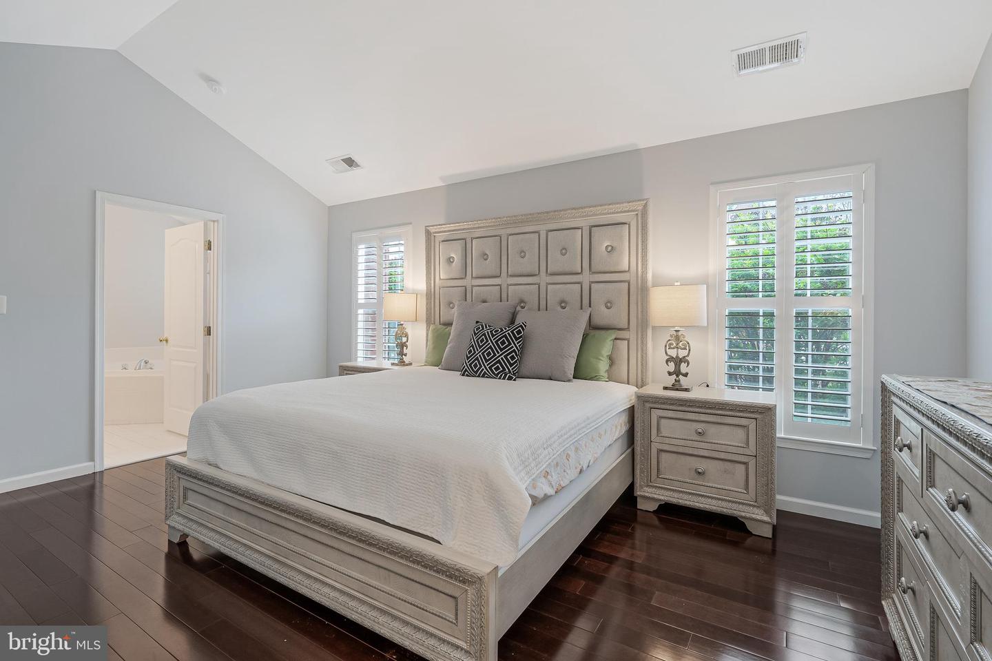 19599 ASPENDALE SQ, ASHBURN, Virginia 20147, 3 Bedrooms Bedrooms, ,2 BathroomsBathrooms,Residential,For sale,19599 ASPENDALE SQ,VALO2095688 MLS # VALO2095688