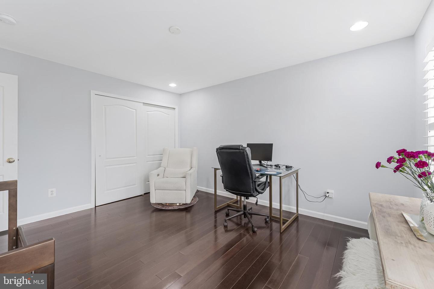 19599 ASPENDALE SQ, ASHBURN, Virginia 20147, 3 Bedrooms Bedrooms, ,2 BathroomsBathrooms,Residential,For sale,19599 ASPENDALE SQ,VALO2095688 MLS # VALO2095688