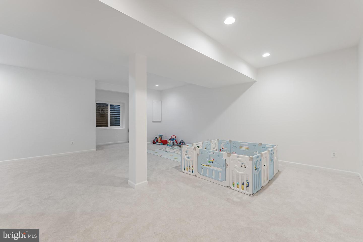 19599 ASPENDALE SQ, ASHBURN, Virginia 20147, 3 Bedrooms Bedrooms, ,2 BathroomsBathrooms,Residential,For sale,19599 ASPENDALE SQ,VALO2095688 MLS # VALO2095688