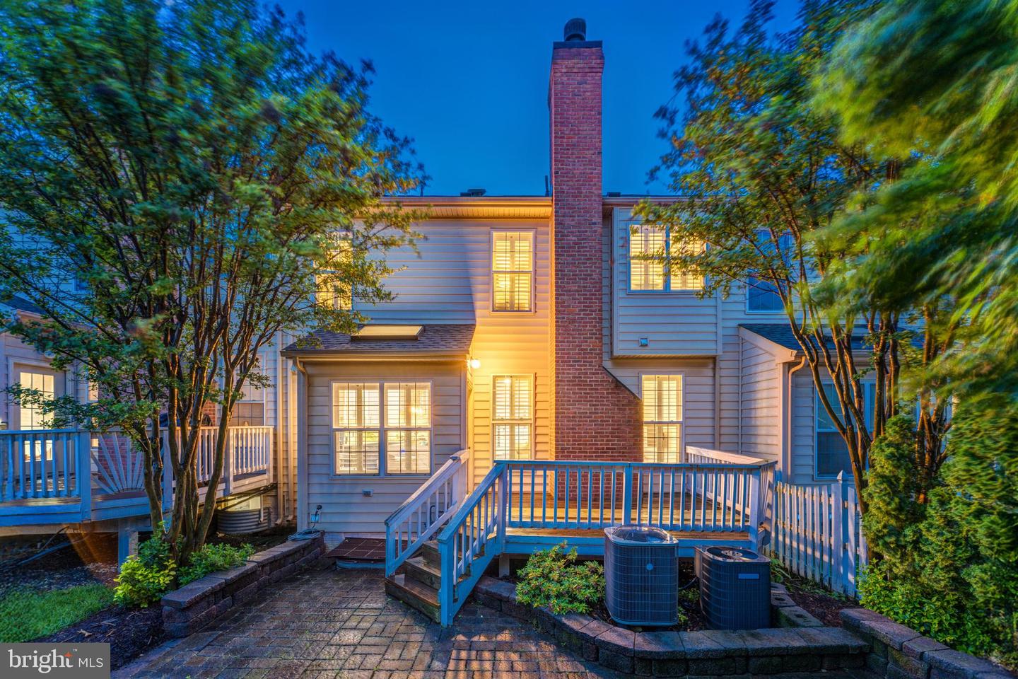 19599 ASPENDALE SQ, ASHBURN, Virginia 20147, 3 Bedrooms Bedrooms, ,2 BathroomsBathrooms,Residential,For sale,19599 ASPENDALE SQ,VALO2095688 MLS # VALO2095688