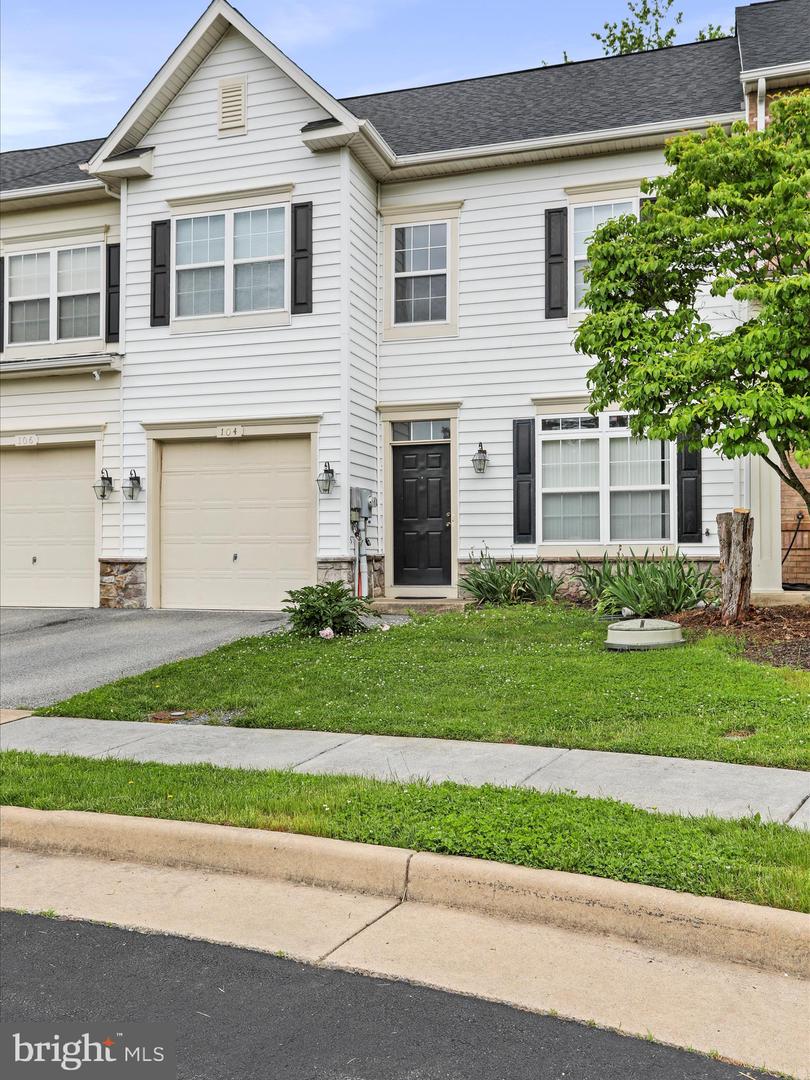 104 PANMURE, STEPHENS CITY, Virginia 22655, 3 Bedrooms Bedrooms, ,2 BathroomsBathrooms,Residential,For sale,104 PANMURE,VAFV2033956 MLS # VAFV2033956