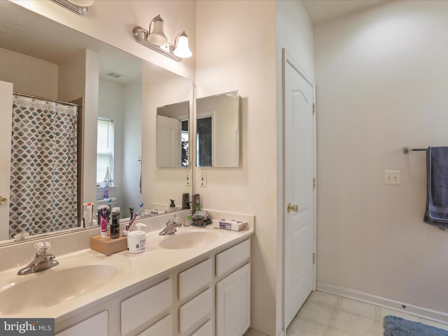 104 PANMURE, STEPHENS CITY, Virginia 22655, 3 Bedrooms Bedrooms, ,2 BathroomsBathrooms,Residential,For sale,104 PANMURE,VAFV2033956 MLS # VAFV2033956