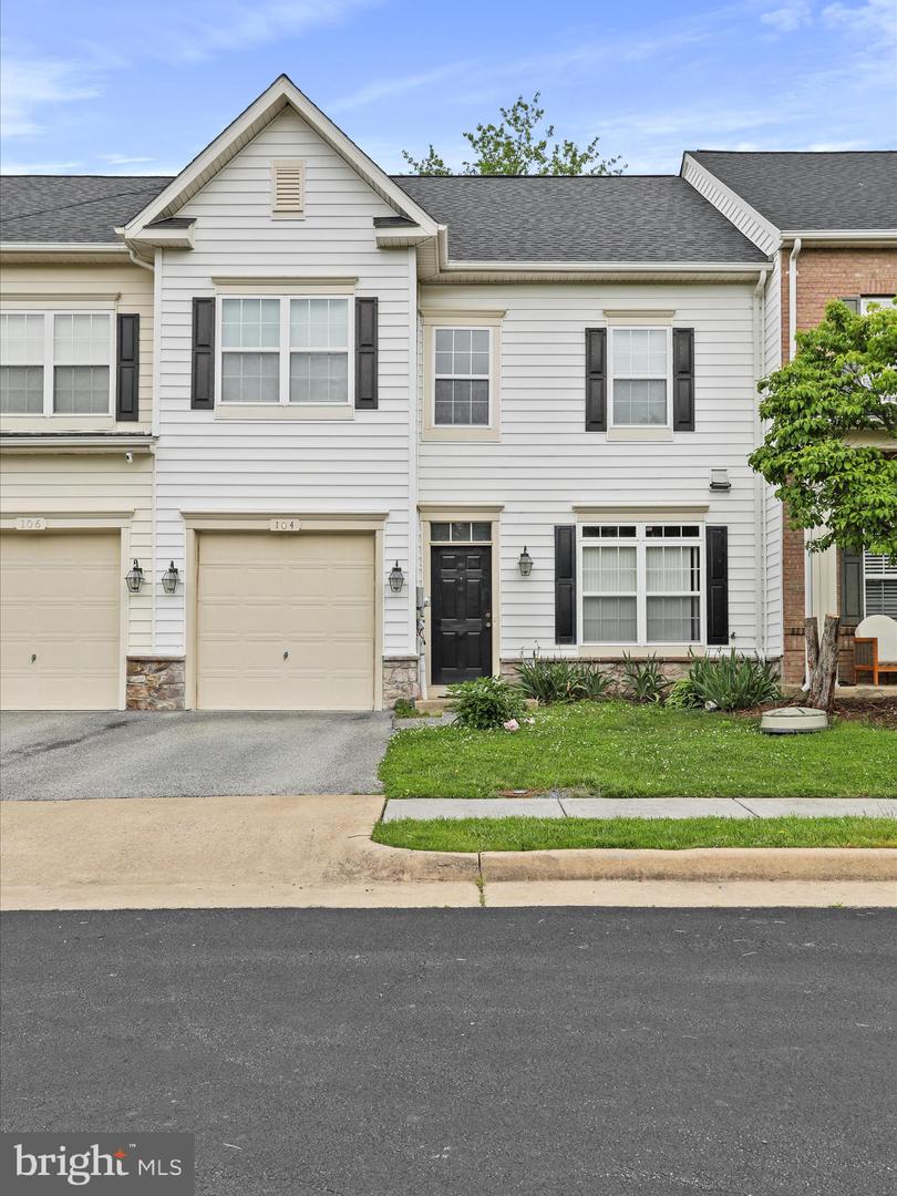 104 PANMURE, STEPHENS CITY, Virginia 22655, 3 Bedrooms Bedrooms, ,2 BathroomsBathrooms,Residential,For sale,104 PANMURE,VAFV2033956 MLS # VAFV2033956