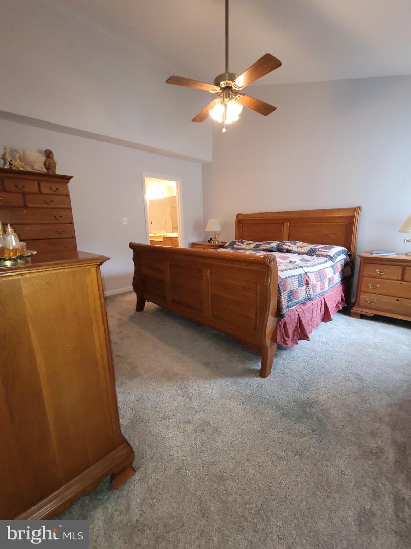 11611 HAMPSHIRE CT, FREDERICKSBURG, Virginia 22407, 3 Bedrooms Bedrooms, ,3 BathroomsBathrooms,Residential,For sale,11611 HAMPSHIRE CT,VASP2032872 MLS # VASP2032872