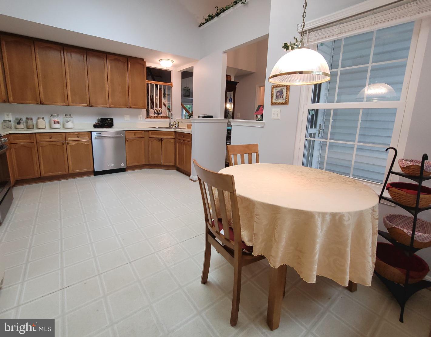 11611 HAMPSHIRE CT, FREDERICKSBURG, Virginia 22407, 3 Bedrooms Bedrooms, ,3 BathroomsBathrooms,Residential,For sale,11611 HAMPSHIRE CT,VASP2032872 MLS # VASP2032872