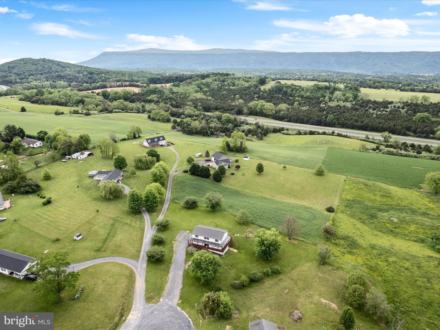 109 FARM HILL LN, TOMS BROOK, Virginia 22660, 6 Bedrooms Bedrooms, ,3 BathroomsBathrooms,Residential,For sale,109 FARM HILL LN,VASH2011378 MLS # VASH2011378