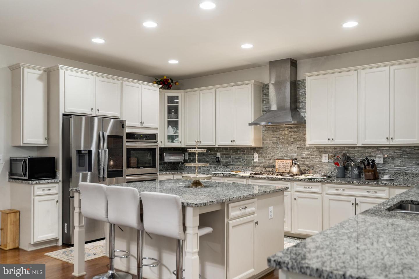 205 POPLAR MANOR AVE, FREDERICKSBURG, Virginia 22406, 5 Bedrooms Bedrooms, ,4 BathroomsBathrooms,Residential,For sale,205 POPLAR MANOR AVE,VAST2038568 MLS # VAST2038568