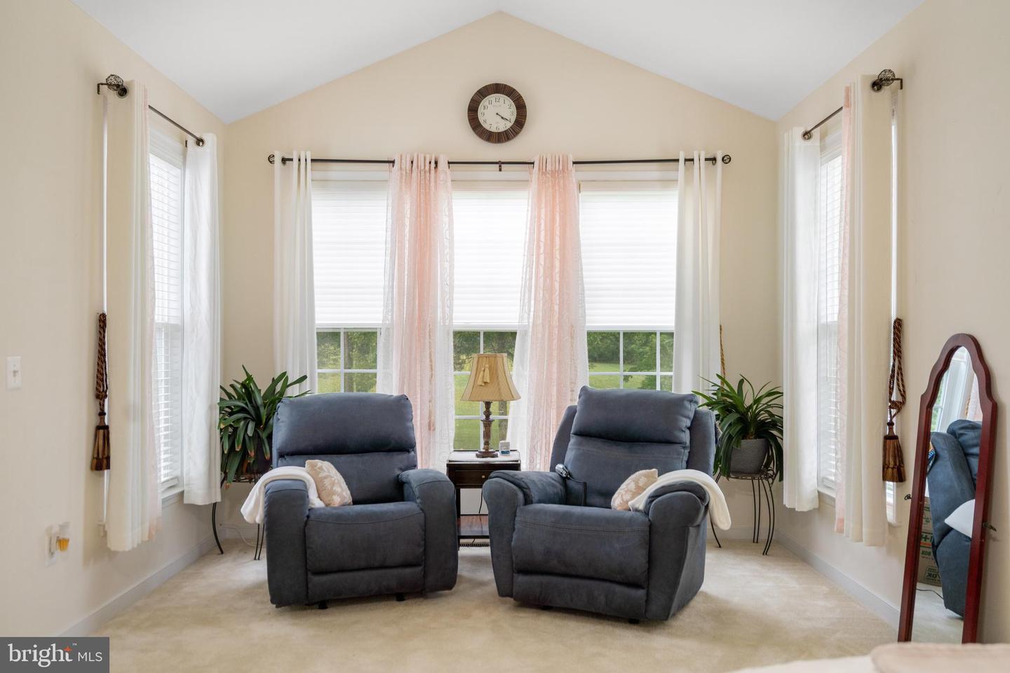 205 POPLAR MANOR AVE, FREDERICKSBURG, Virginia 22406, 5 Bedrooms Bedrooms, ,4 BathroomsBathrooms,Residential,For sale,205 POPLAR MANOR AVE,VAST2038568 MLS # VAST2038568