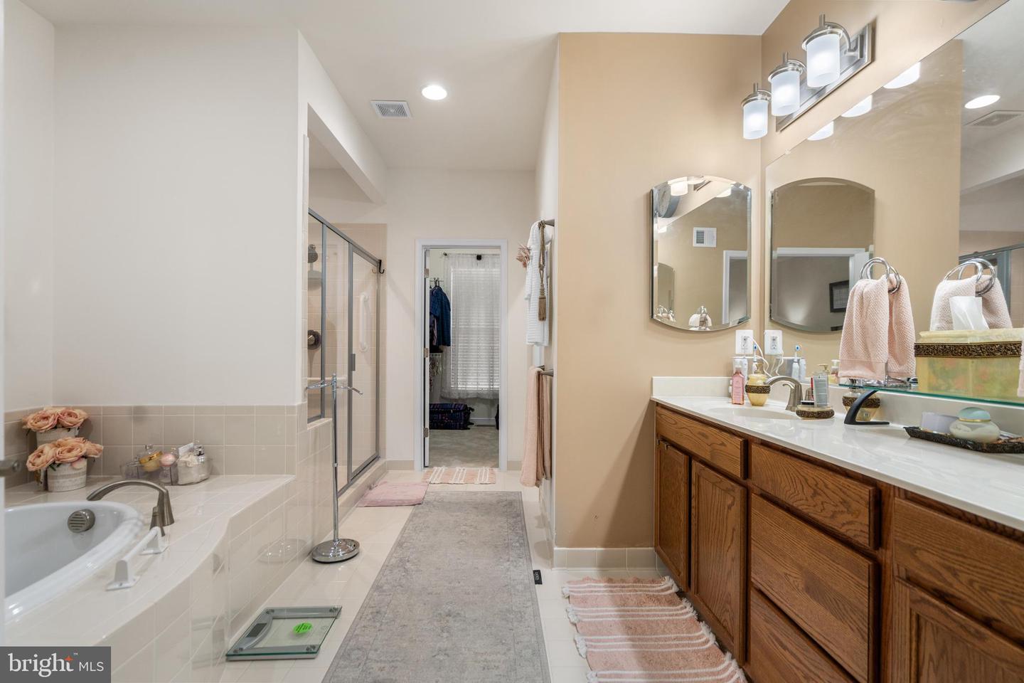 205 POPLAR MANOR AVE, FREDERICKSBURG, Virginia 22406, 5 Bedrooms Bedrooms, ,4 BathroomsBathrooms,Residential,For sale,205 POPLAR MANOR AVE,VAST2038568 MLS # VAST2038568