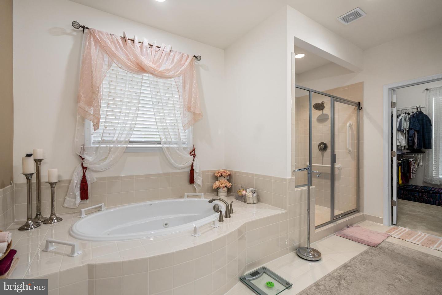 205 POPLAR MANOR AVE, FREDERICKSBURG, Virginia 22406, 5 Bedrooms Bedrooms, ,4 BathroomsBathrooms,Residential,For sale,205 POPLAR MANOR AVE,VAST2038568 MLS # VAST2038568