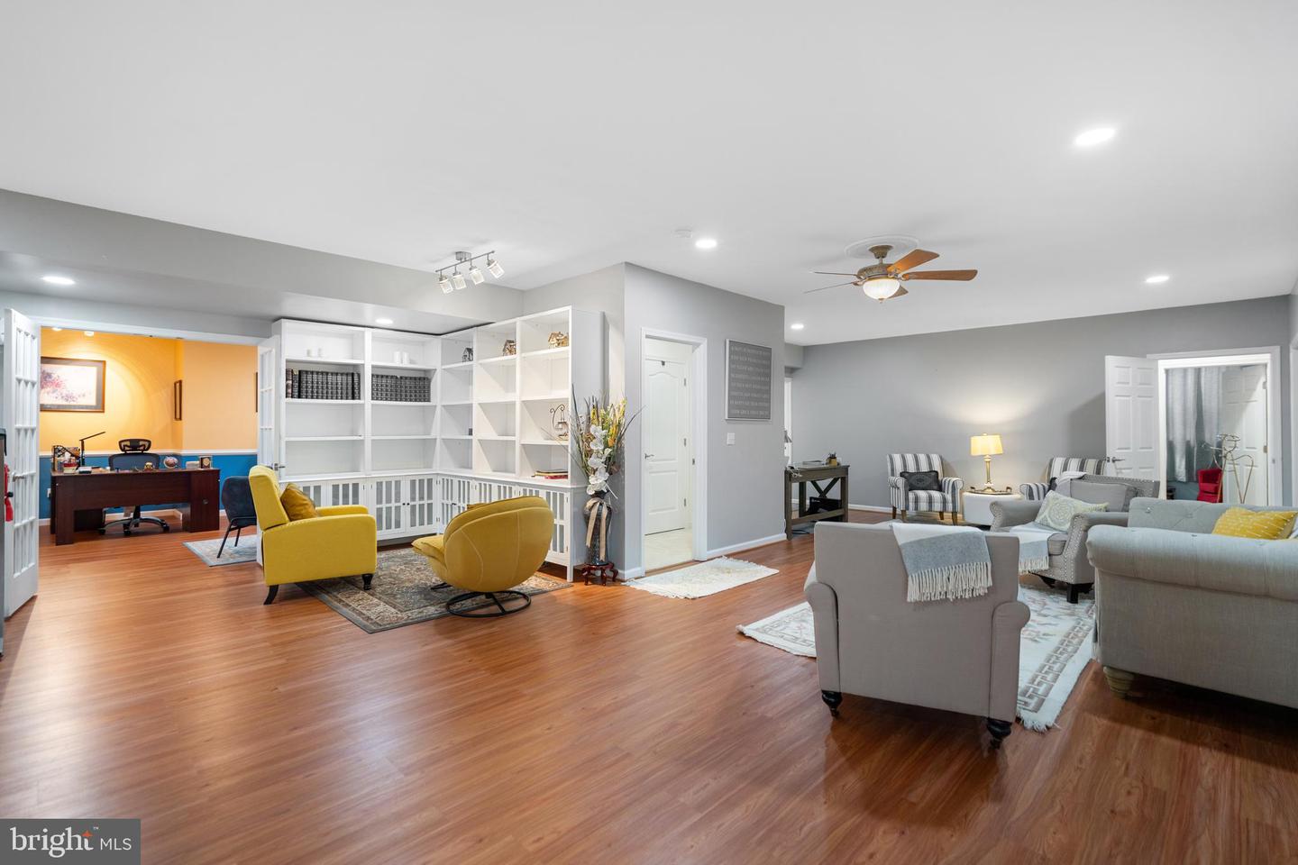 205 POPLAR MANOR AVE, FREDERICKSBURG, Virginia 22406, 5 Bedrooms Bedrooms, ,4 BathroomsBathrooms,Residential,For sale,205 POPLAR MANOR AVE,VAST2038568 MLS # VAST2038568