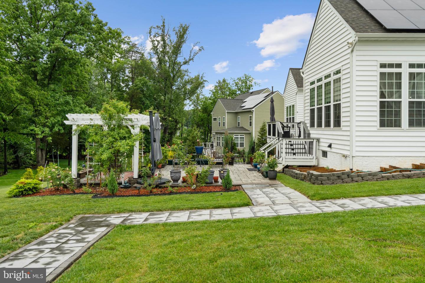 205 POPLAR MANOR AVE, FREDERICKSBURG, Virginia 22406, 5 Bedrooms Bedrooms, ,4 BathroomsBathrooms,Residential,For sale,205 POPLAR MANOR AVE,VAST2038568 MLS # VAST2038568