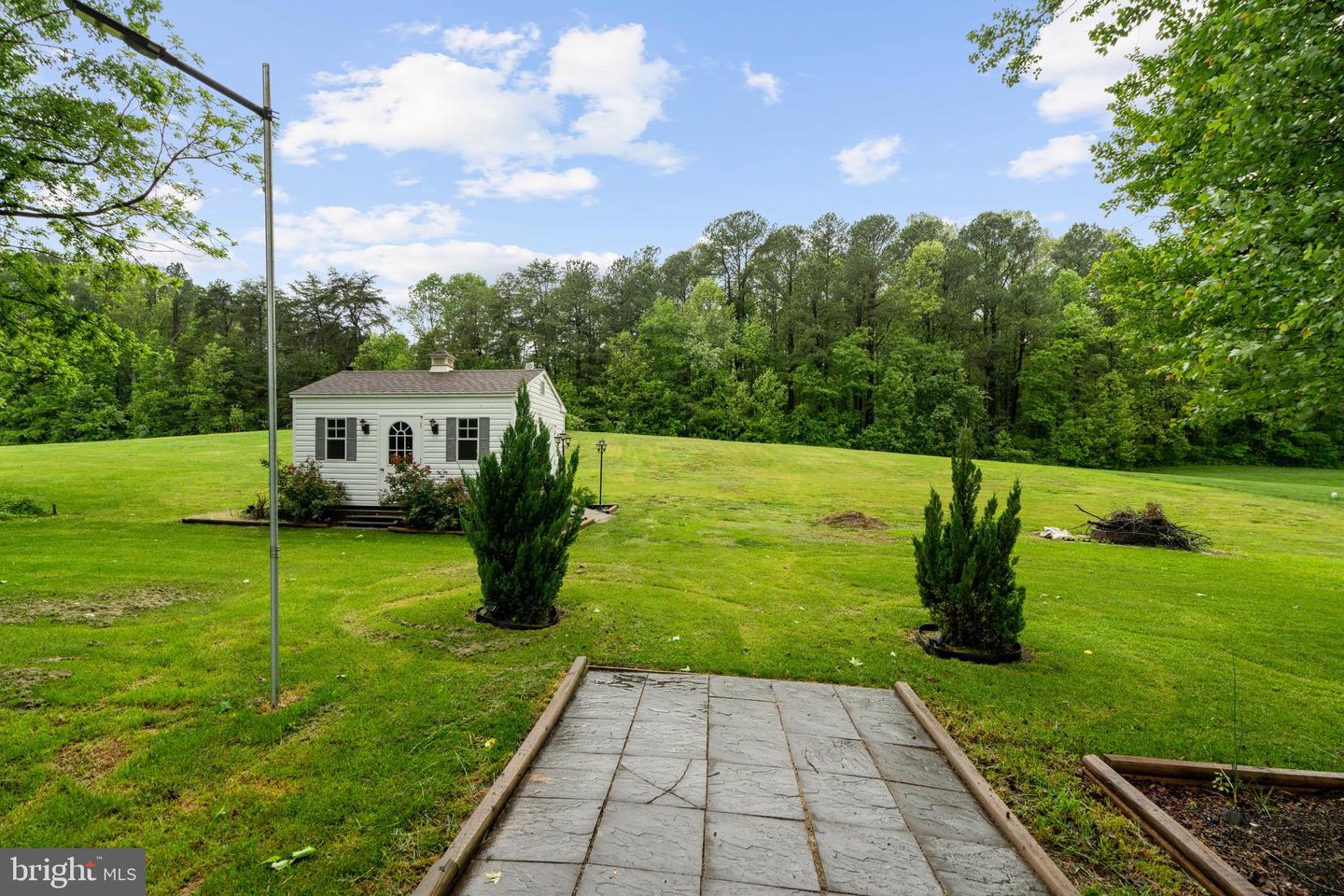 205 POPLAR MANOR AVE, FREDERICKSBURG, Virginia 22406, 5 Bedrooms Bedrooms, ,4 BathroomsBathrooms,Residential,For sale,205 POPLAR MANOR AVE,VAST2038568 MLS # VAST2038568