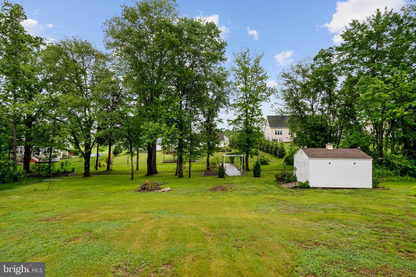 205 POPLAR MANOR AVE, FREDERICKSBURG, Virginia 22406, 5 Bedrooms Bedrooms, ,4 BathroomsBathrooms,Residential,For sale,205 POPLAR MANOR AVE,VAST2038568 MLS # VAST2038568