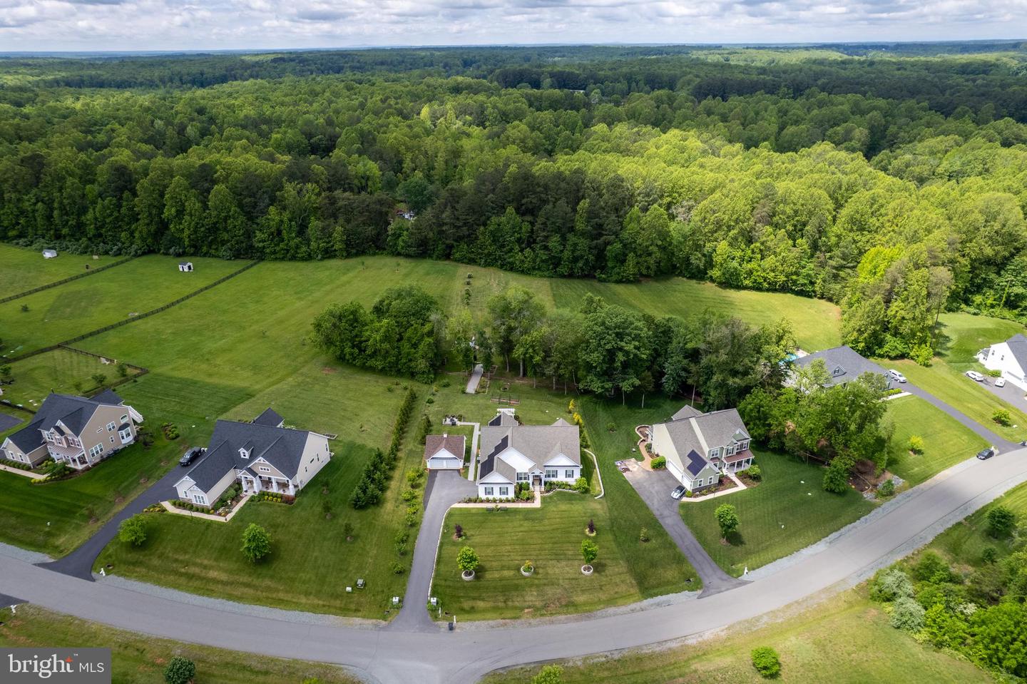 205 POPLAR MANOR AVE, FREDERICKSBURG, Virginia 22406, 5 Bedrooms Bedrooms, ,4 BathroomsBathrooms,Residential,For sale,205 POPLAR MANOR AVE,VAST2038568 MLS # VAST2038568