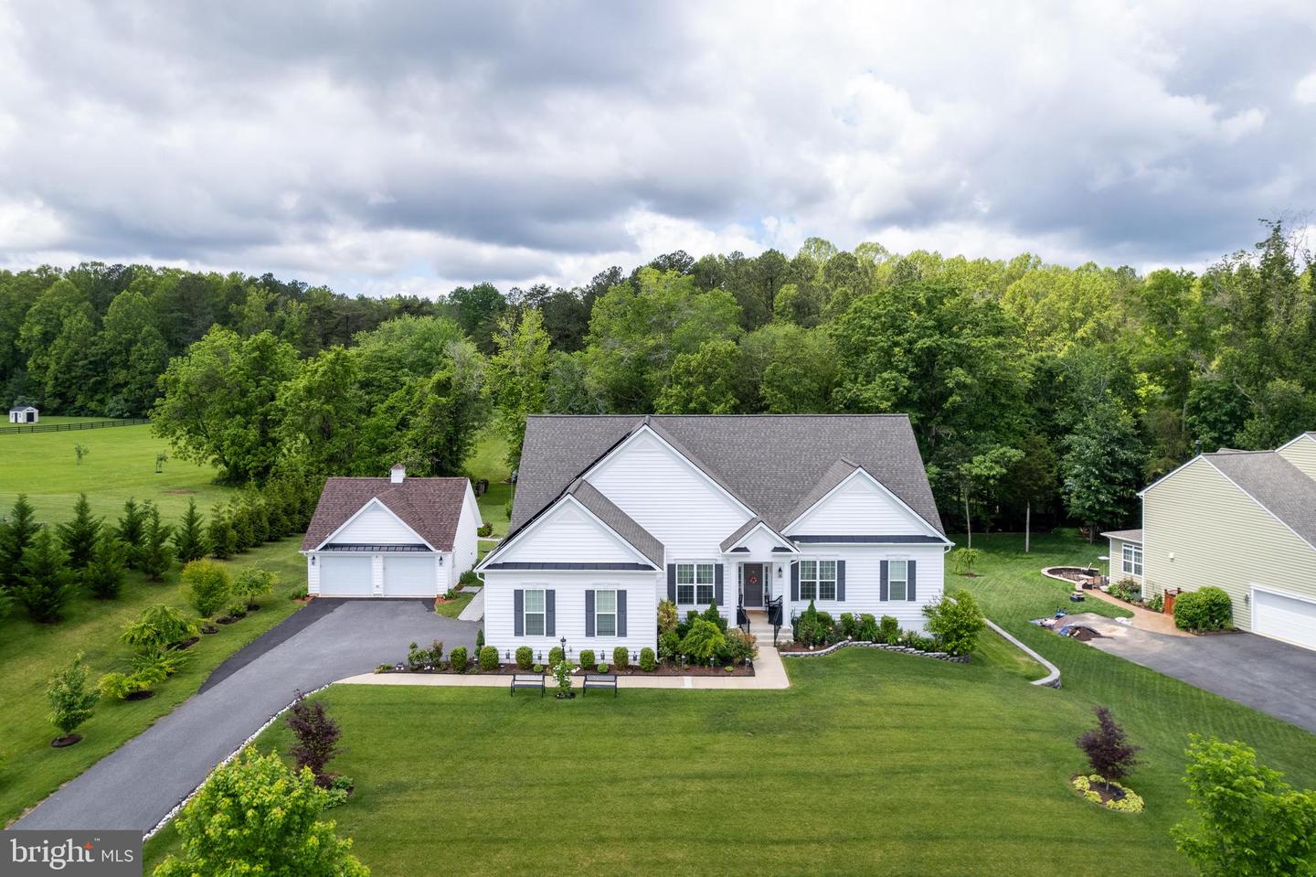 205 POPLAR MANOR AVE, FREDERICKSBURG, Virginia 22406, 5 Bedrooms Bedrooms, ,4 BathroomsBathrooms,Residential,For sale,205 POPLAR MANOR AVE,VAST2038568 MLS # VAST2038568