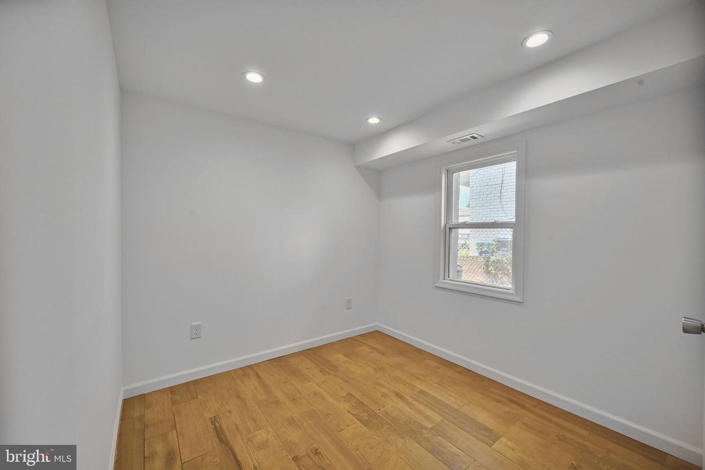 561 45TH ST NE, WASHINGTON, District Of Columbia 20019, 3 Bedrooms Bedrooms, ,2 BathroomsBathrooms,Residential,For sale,561 45TH ST NE,DCDC2199362 MLS # DCDC2199362