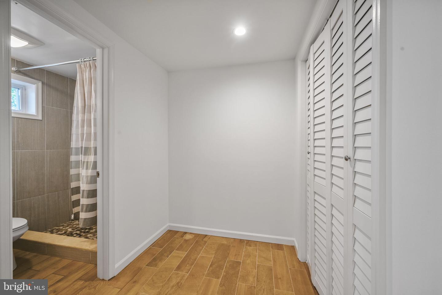 561 45TH ST NE, WASHINGTON, District Of Columbia 20019, 3 Bedrooms Bedrooms, ,2 BathroomsBathrooms,Residential,For sale,561 45TH ST NE,DCDC2199362 MLS # DCDC2199362