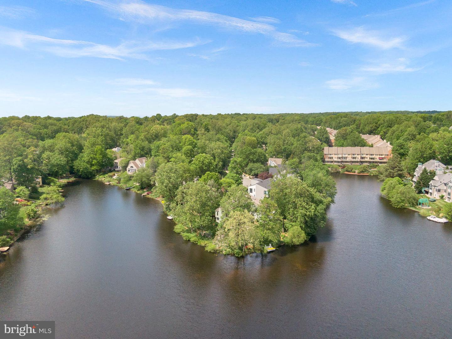 1460 WATERFRONT RD, RESTON, Virginia 20194, 5 Bedrooms Bedrooms, ,4 BathroomsBathrooms,Residential,For sale,1460 WATERFRONT RD,VAFX2239040 MLS # VAFX2239040