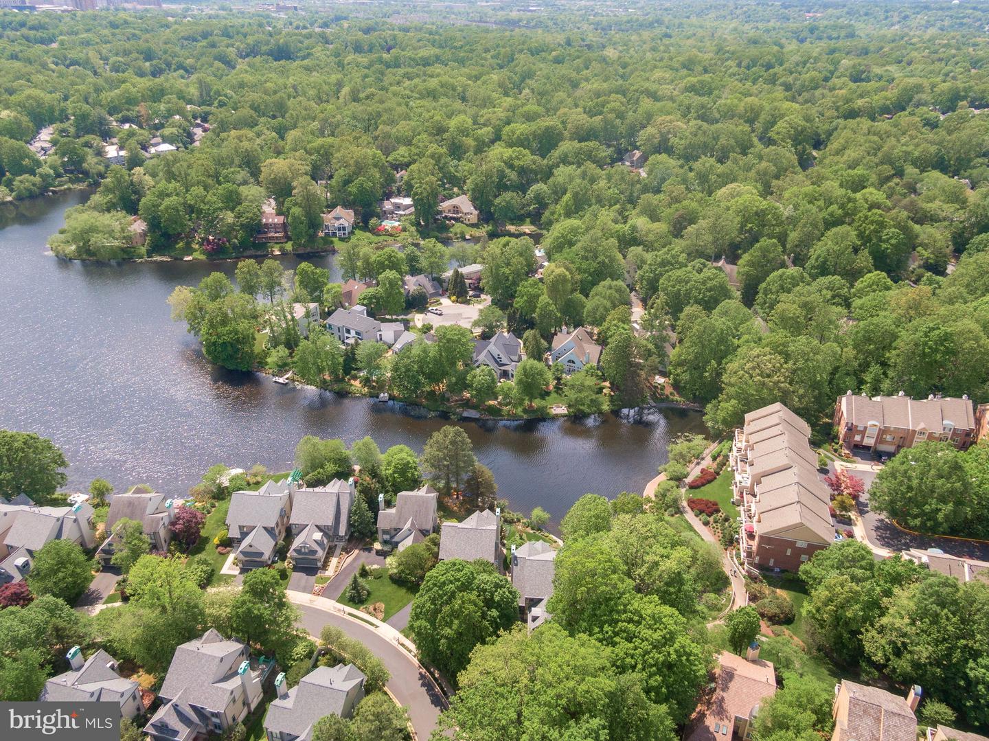 1460 WATERFRONT RD, RESTON, Virginia 20194, 5 Bedrooms Bedrooms, ,4 BathroomsBathrooms,Residential,For sale,1460 WATERFRONT RD,VAFX2239040 MLS # VAFX2239040