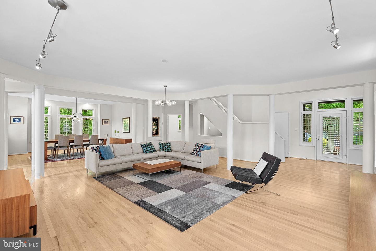 1460 WATERFRONT RD, RESTON, Virginia 20194, 5 Bedrooms Bedrooms, ,4 BathroomsBathrooms,Residential,For sale,1460 WATERFRONT RD,VAFX2239040 MLS # VAFX2239040